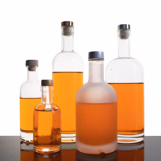 En gros 700 ml 750 ml 500 ml clair rond vide rhum whisky esprit Gin Vodka bouteille d'alcool en verre avec bouchon en liège